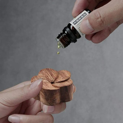 Brown Walnut Essential Oil Diffuser Fragrance Diffused Sleep Aid Aromatherapy, Flower Shaped Essential Oil Diffuser, Diffuser for Stress Relief Diffusers Aromatherapy